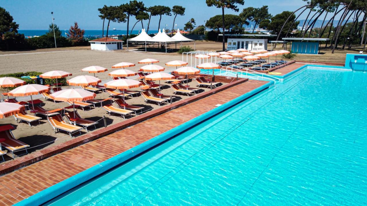Villaggio Torre Marina Marina di Massa Esterno foto